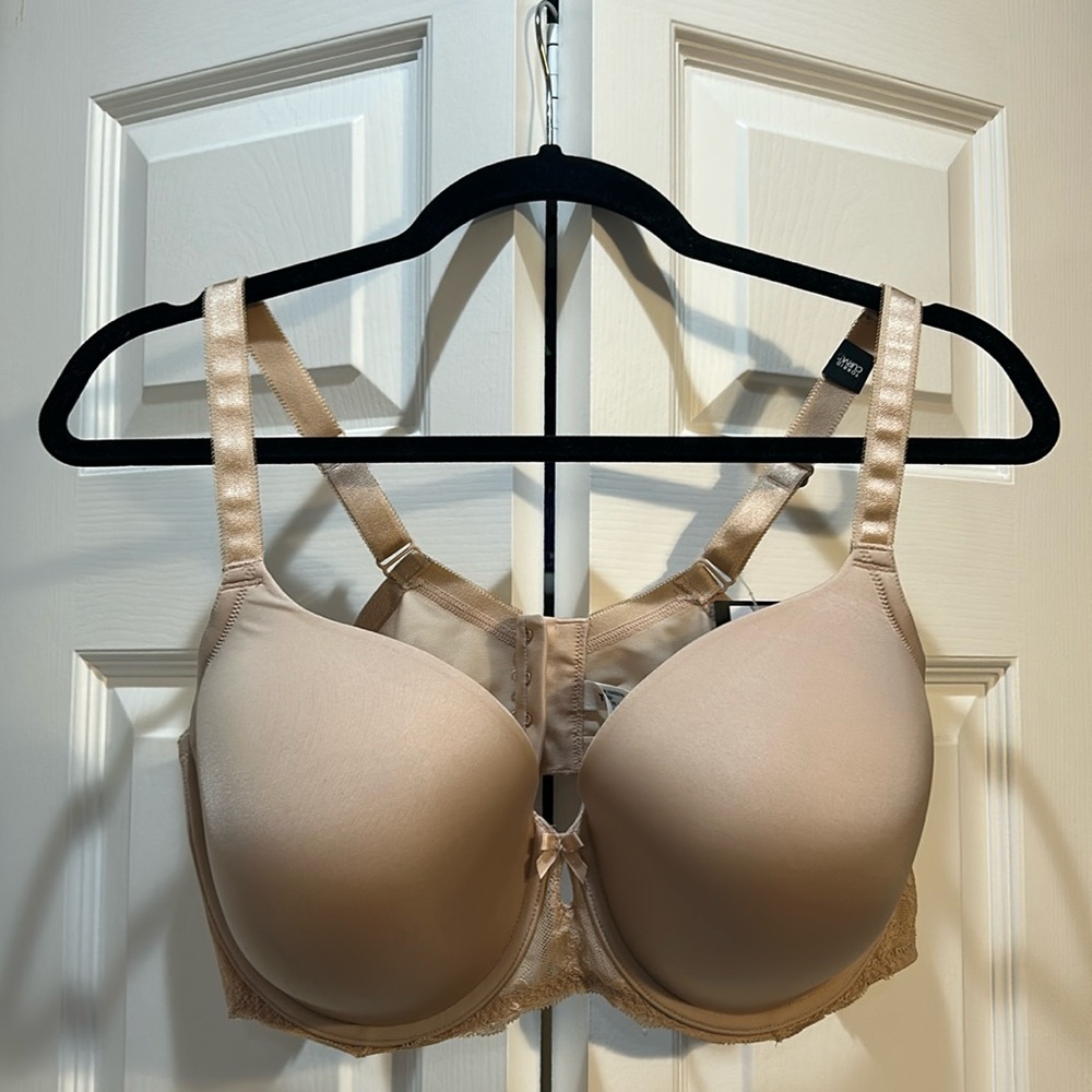 Torrid Lightly Lined T Shirt Bra NWT
